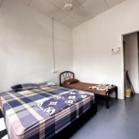 Jiaxin Dormitory - Puteri Wangsa 家馨旅舍 Ulu Tiram Εξωτερικό φωτογραφία