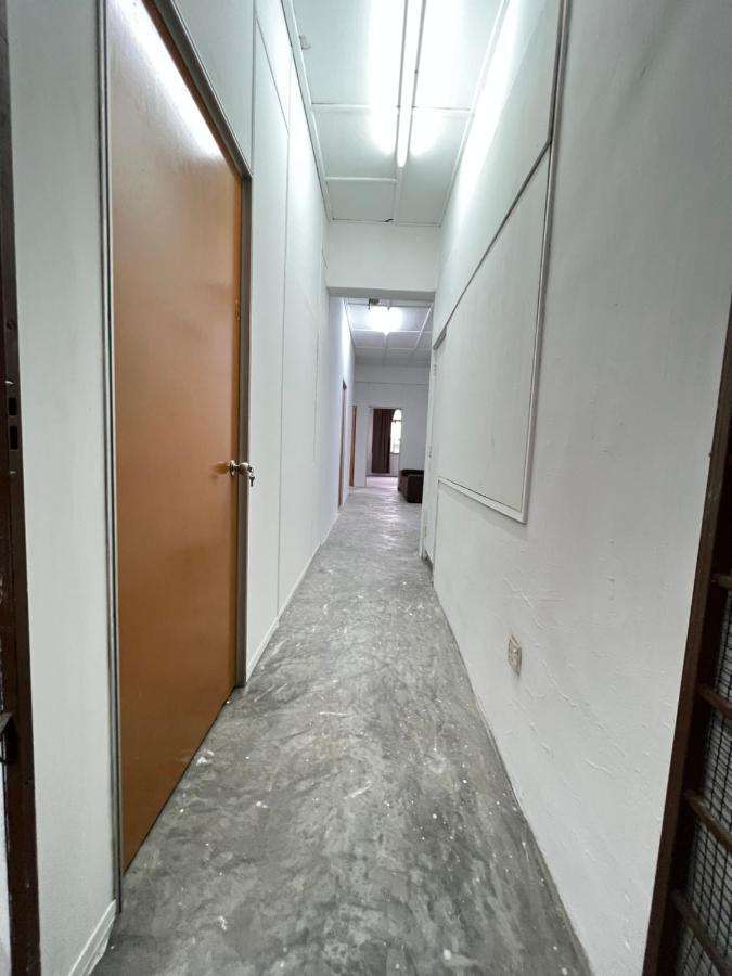 Jiaxin Dormitory - Puteri Wangsa 家馨旅舍 Ulu Tiram Εξωτερικό φωτογραφία