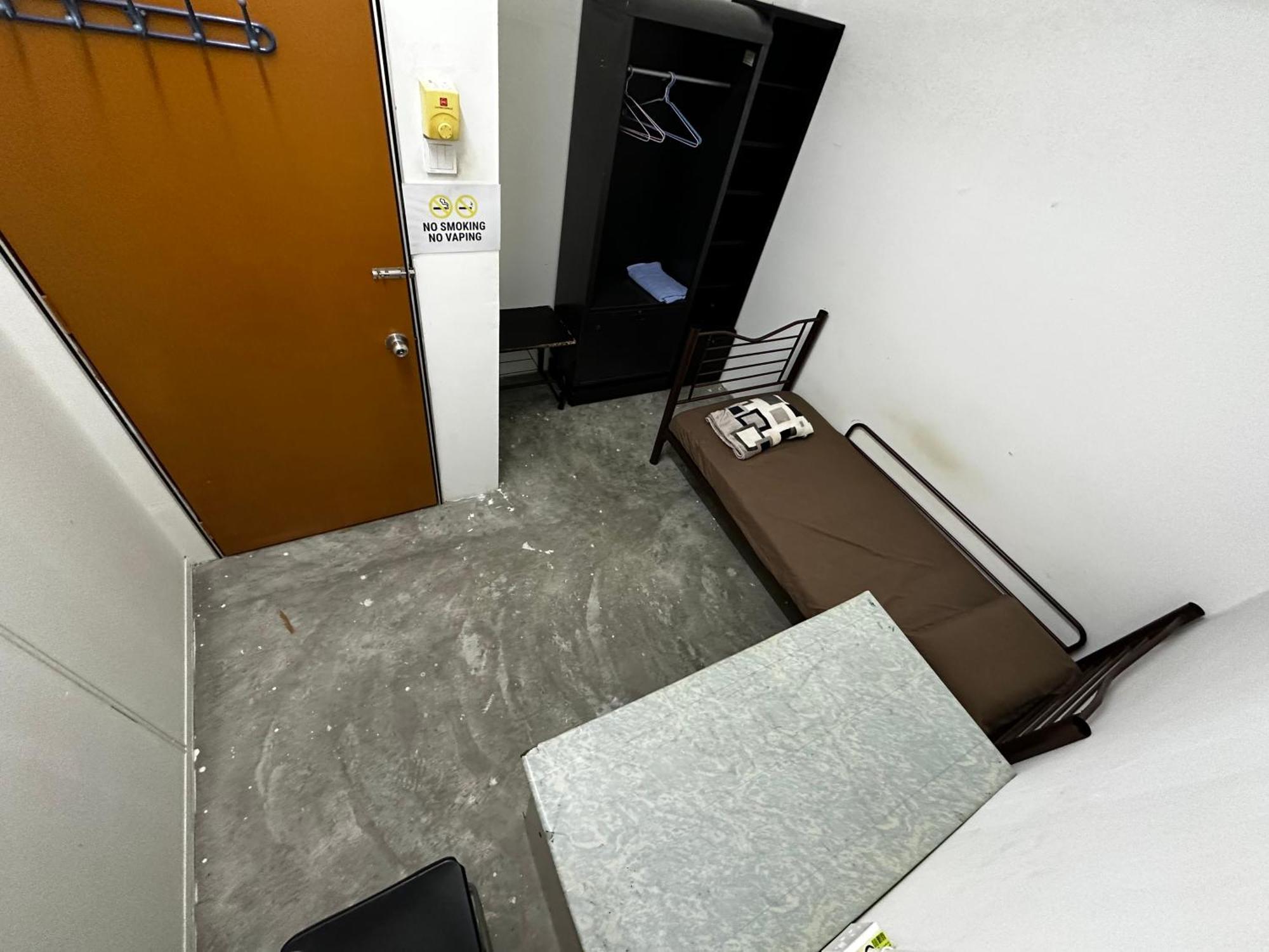 Jiaxin Dormitory - Puteri Wangsa 家馨旅舍 Ulu Tiram Εξωτερικό φωτογραφία